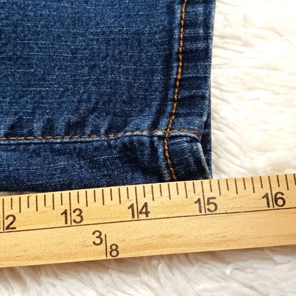 Levi's 512 Prefectly Slimming Stretch Denim Capri Women's 6. Sequined Pockets... - Picture 10 of 11